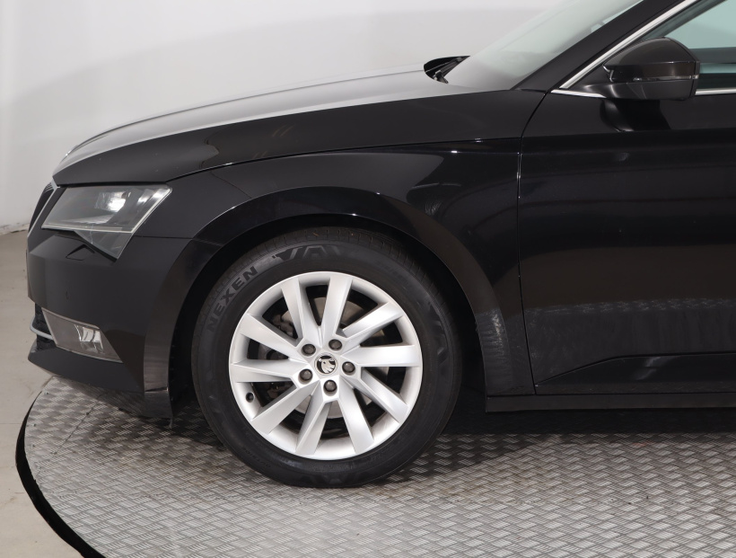 Škoda Superb, 2017