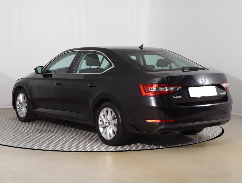 Škoda Superb, 2017