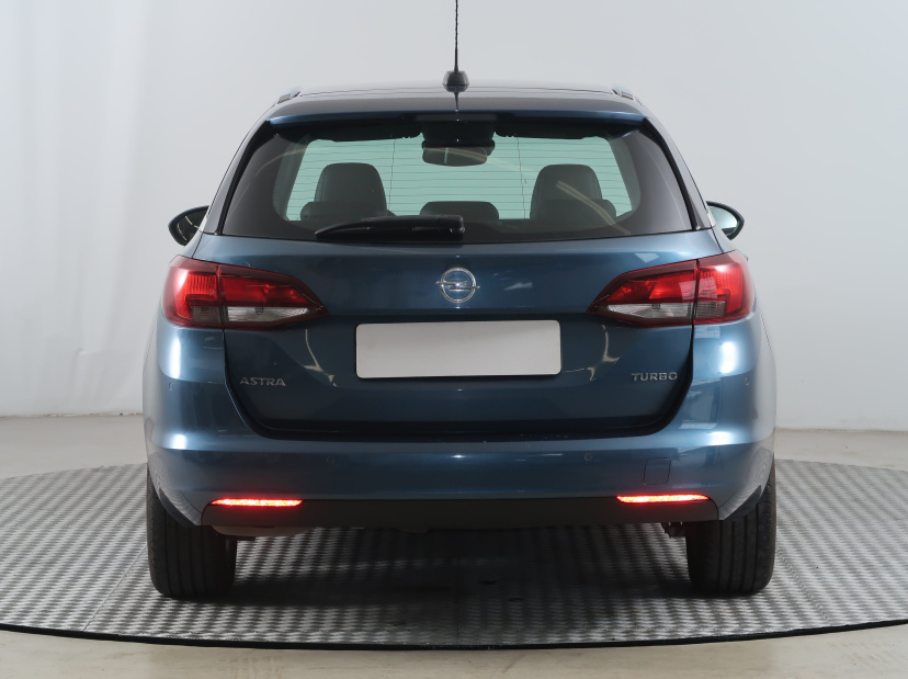 Opel Astra, 2017