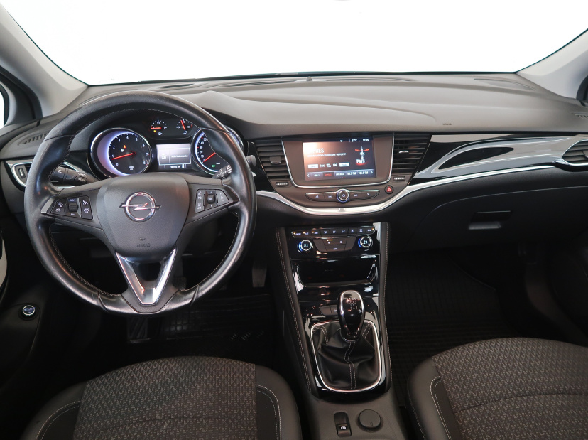 Opel Astra, 2017