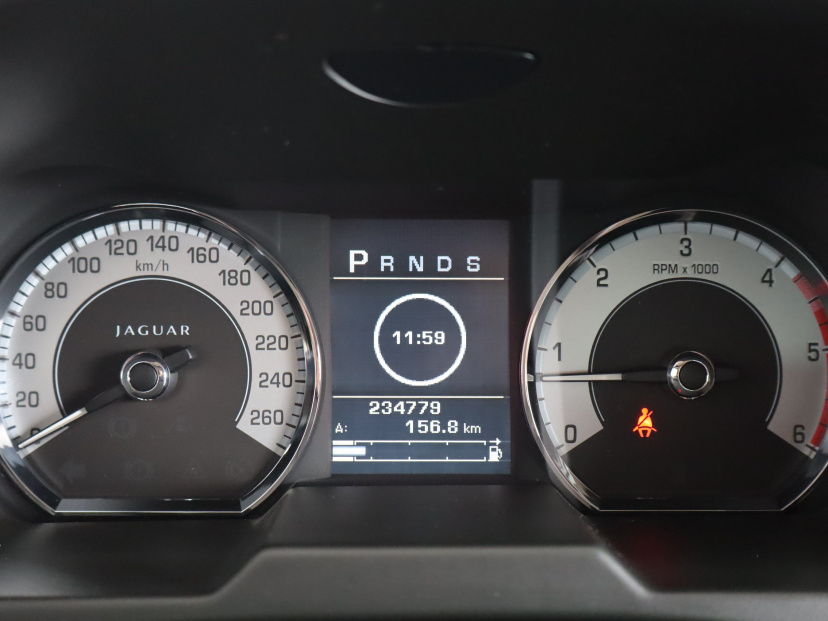 Jaguar XF, 2009