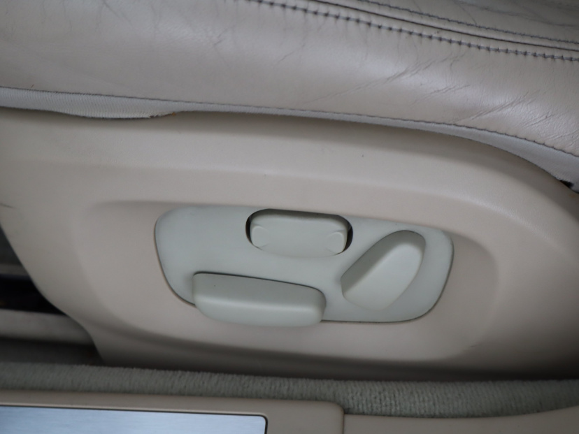 Jaguar XF, 2009