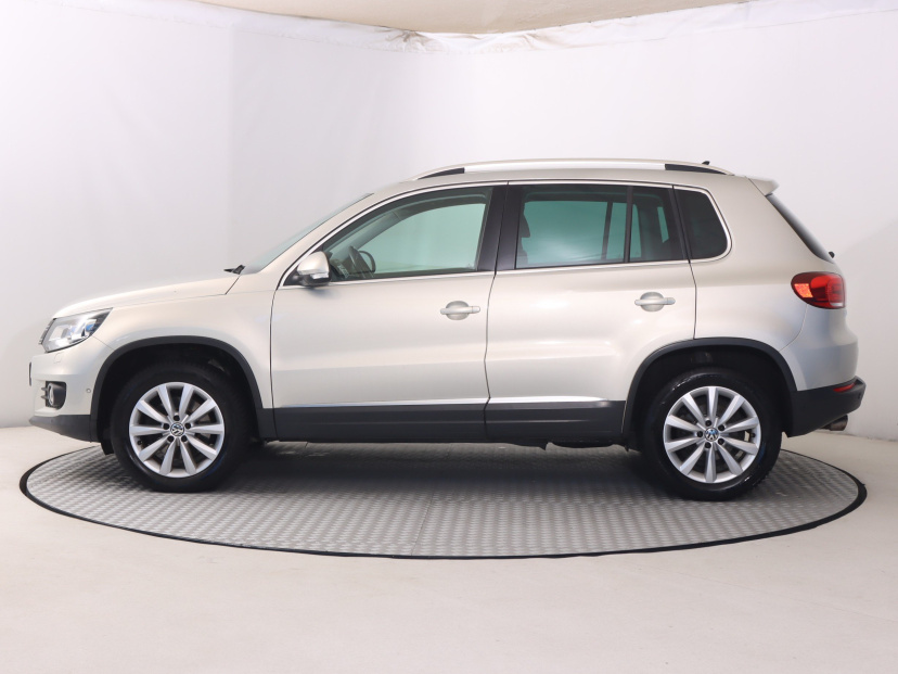 Volkswagen Tiguan, 2015