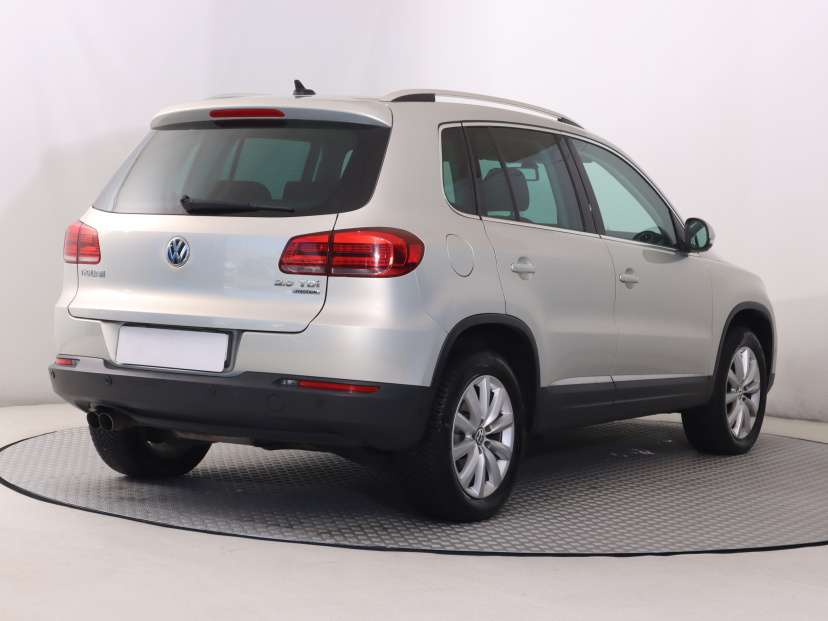 Volkswagen Tiguan, 2015