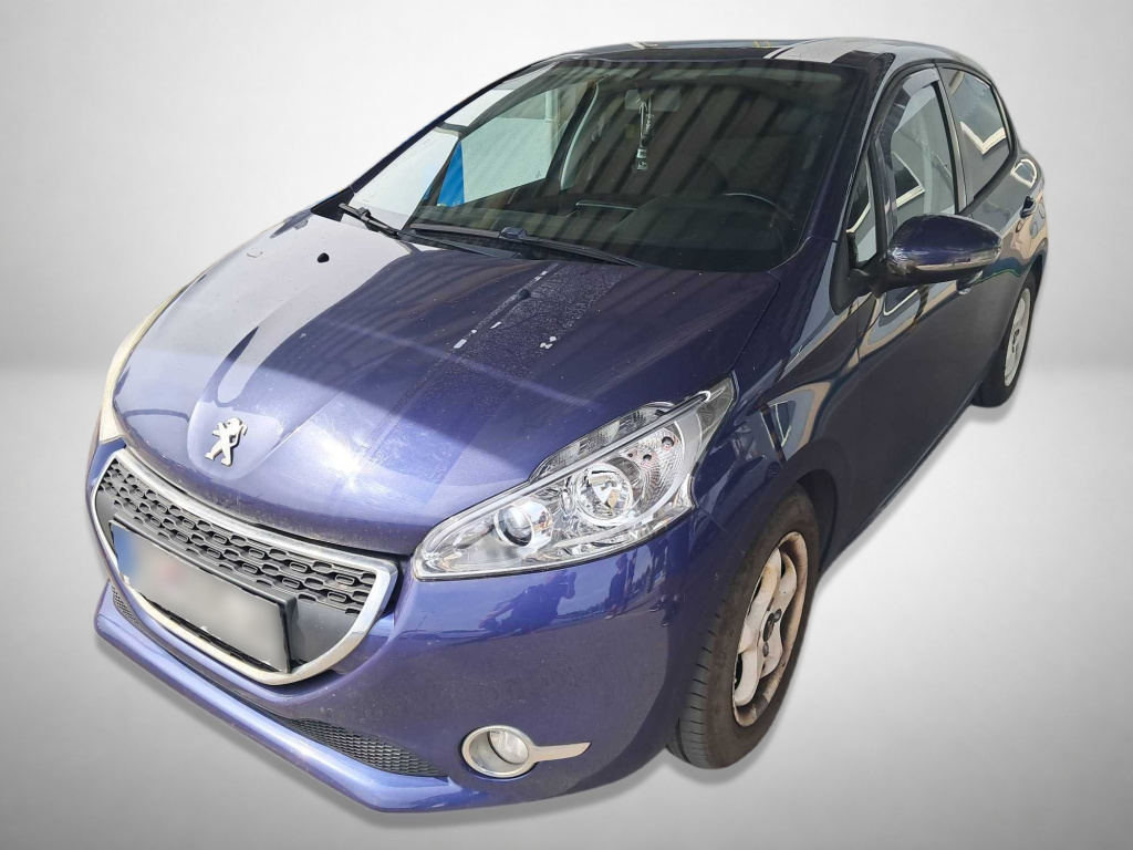 Peugeot 208, 2012