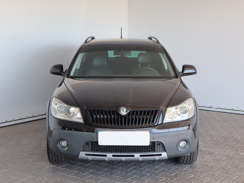 Škoda Octavia Scout, 2011