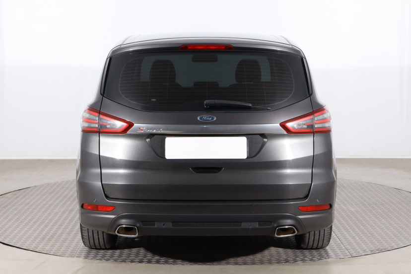 Ford S-Max, 2015