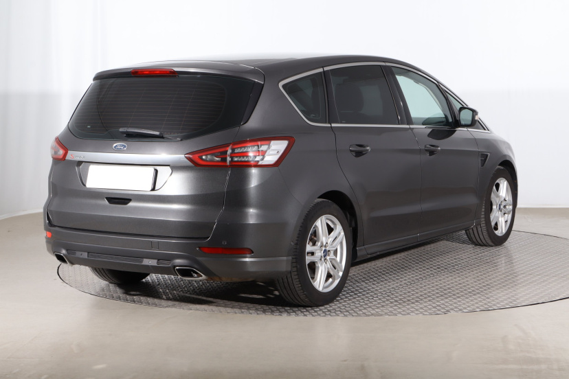 Ford S-Max, 2015