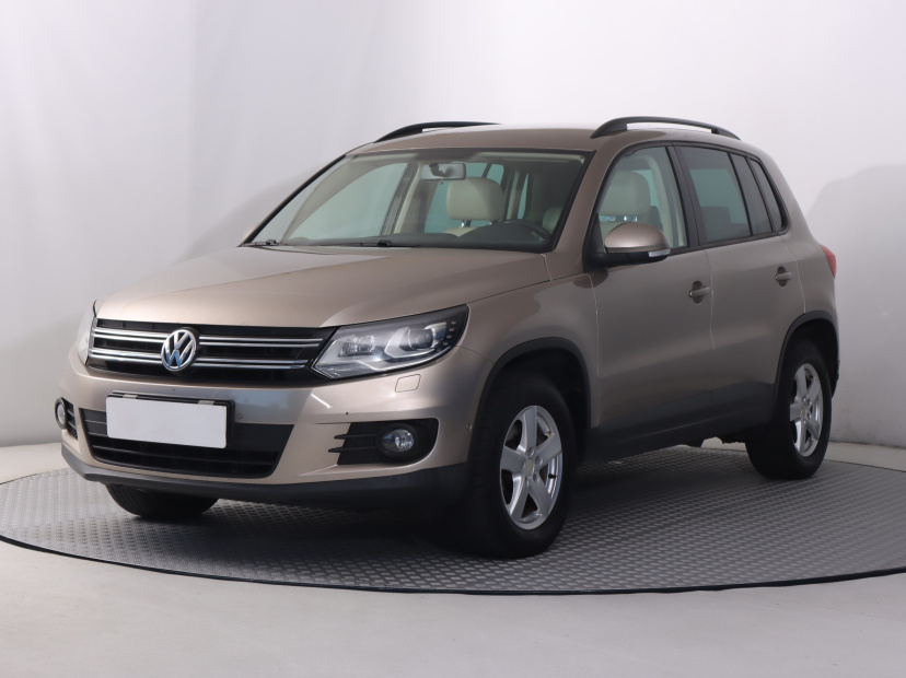 Volkswagen Tiguan, 2012