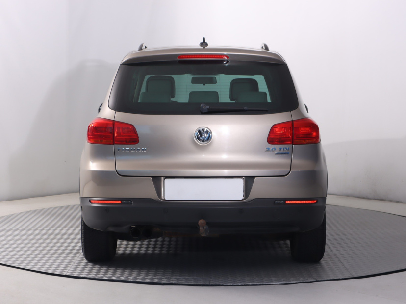 Volkswagen Tiguan, 2012