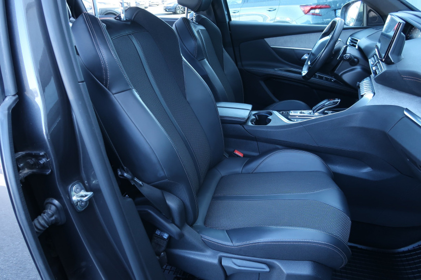 Peugeot 5008, 2022