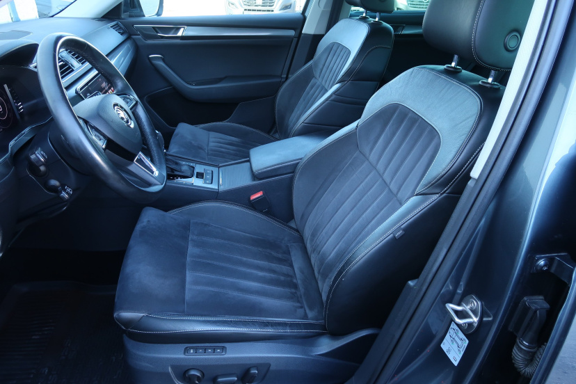 Škoda Superb, 2019