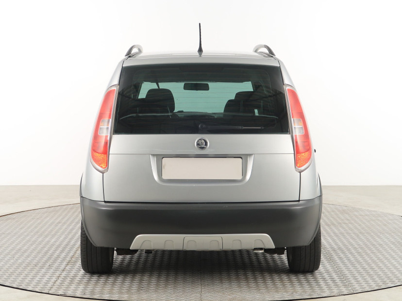 Škoda Roomster, 2015
