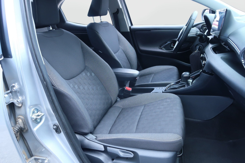 Toyota Yaris, 2024