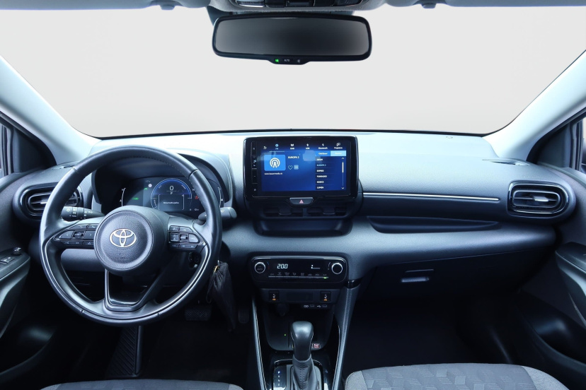 Toyota Yaris, 2024