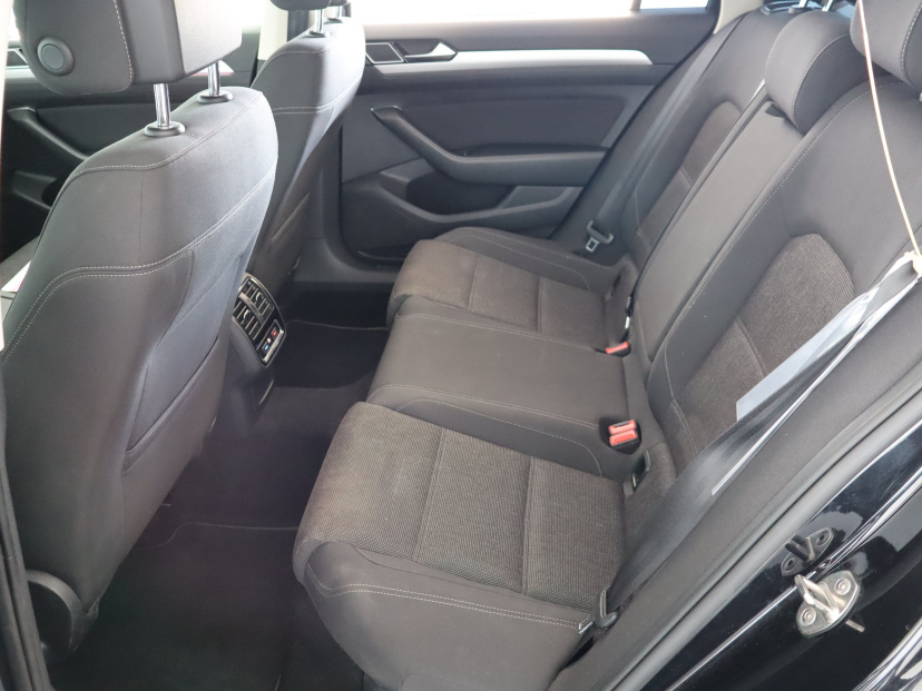 Volkswagen Passat, 2019