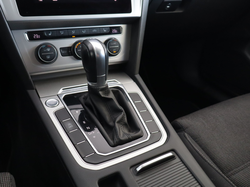 Volkswagen Passat, 2019