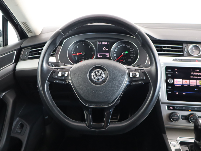 Volkswagen Passat, 2019