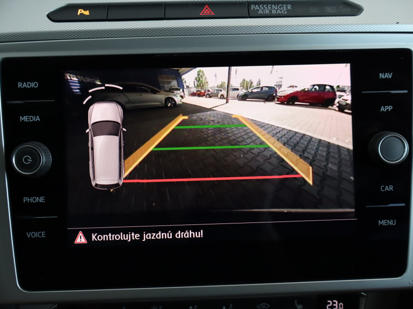 Volkswagen Passat, 2019