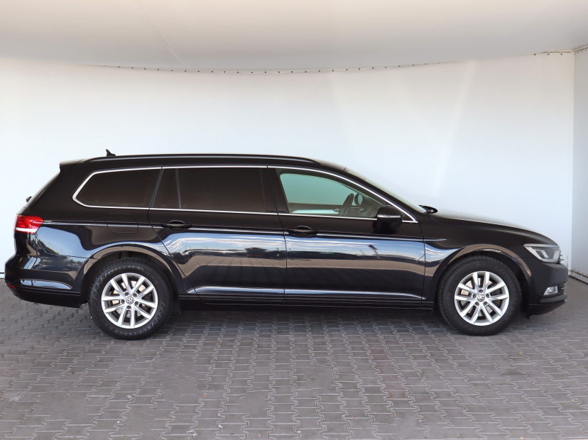 Volkswagen Passat, 2019