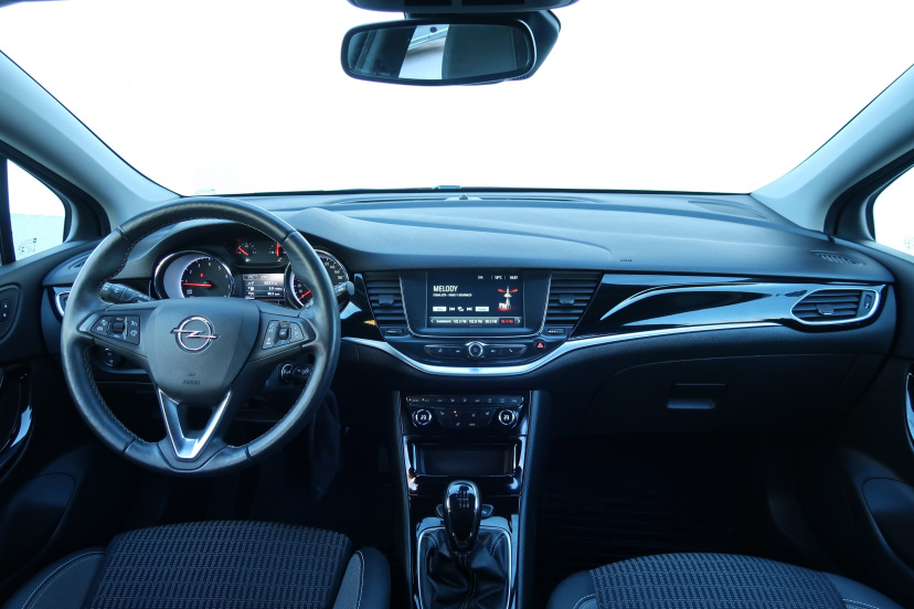 Opel Astra, 2021