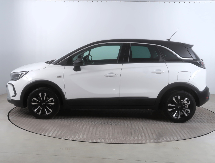 Opel Crossland, 2024