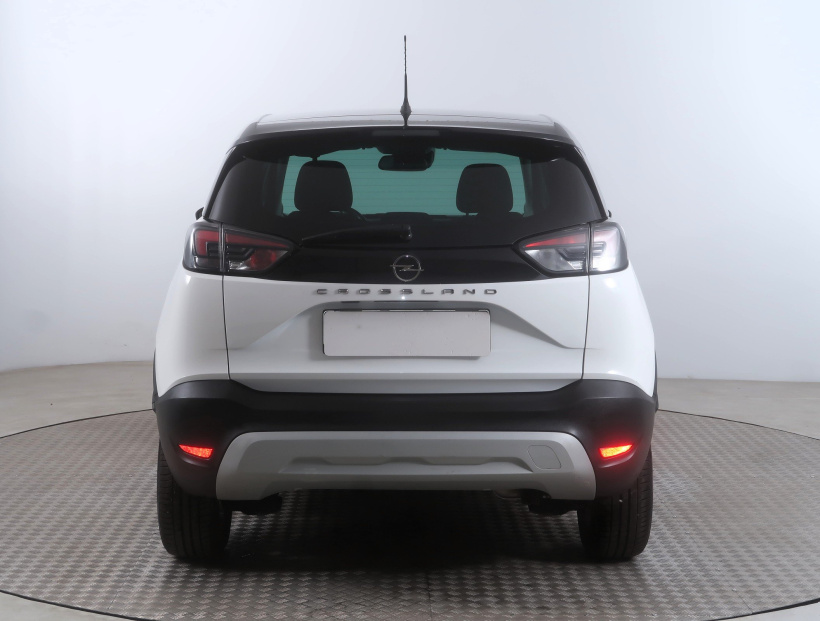 Opel Crossland, 2024