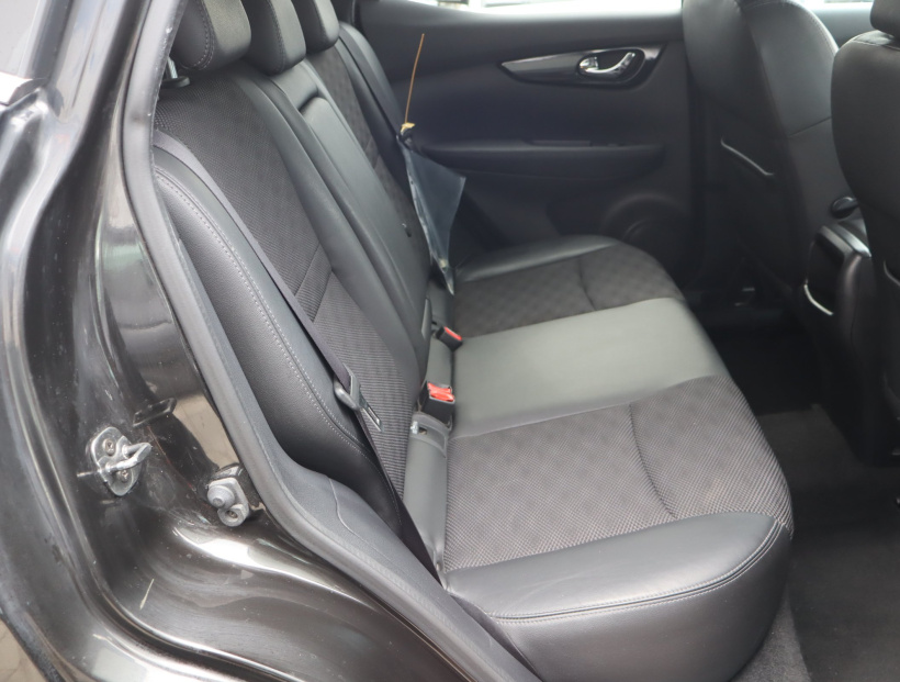 Nissan Qashqai, 2015