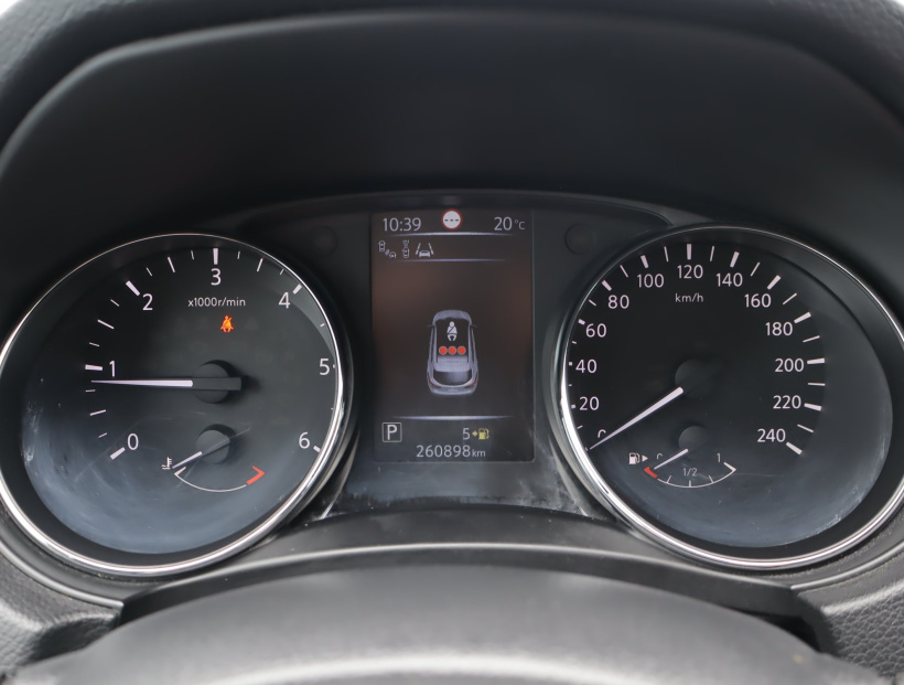 Nissan Qashqai, 2015