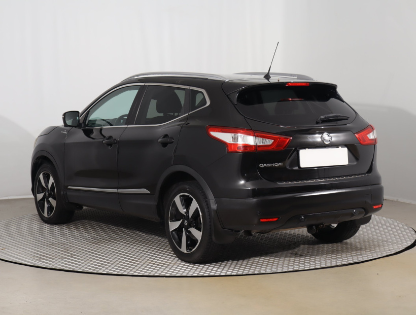 Nissan Qashqai, 2015