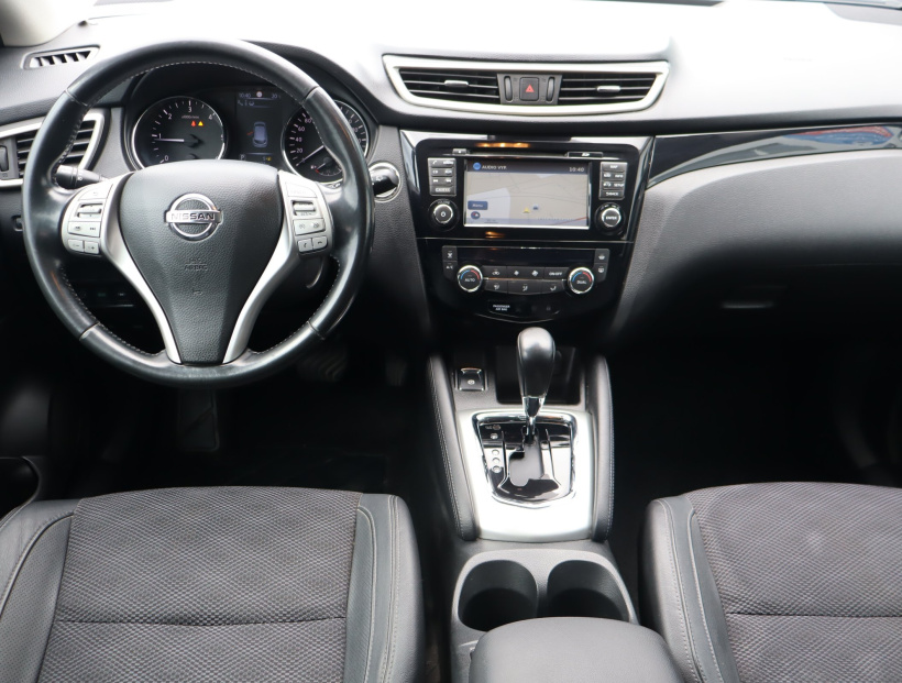 Nissan Qashqai, 2015