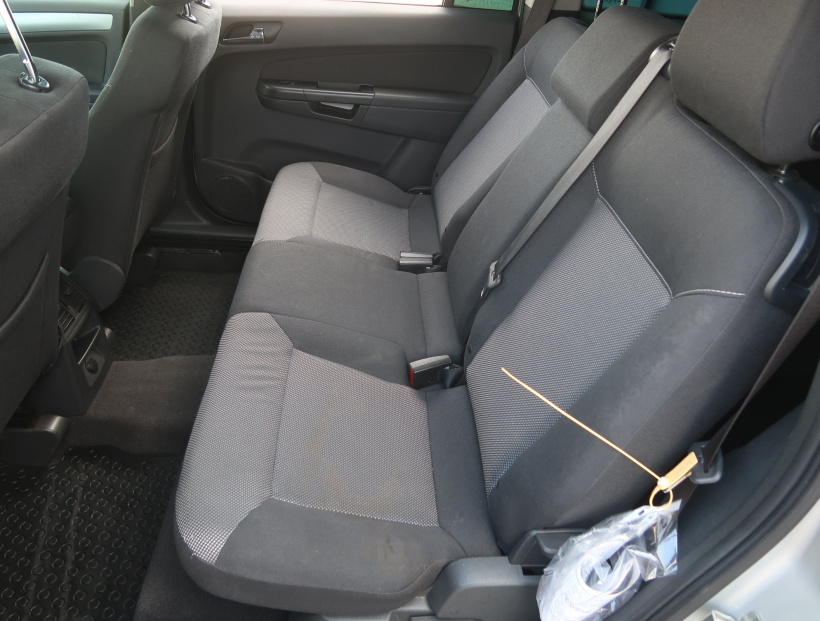 Opel Zafira, 2012