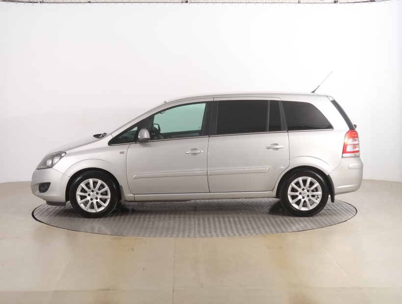 Opel Zafira, 2012