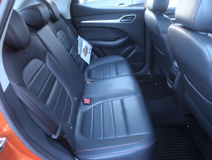 MG ZS SUV, 2024