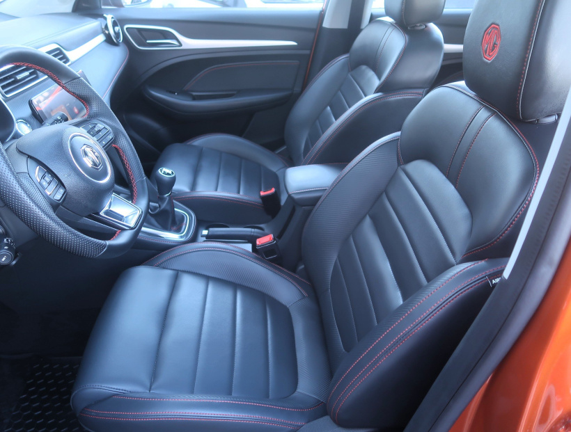 MG ZS SUV, 2024