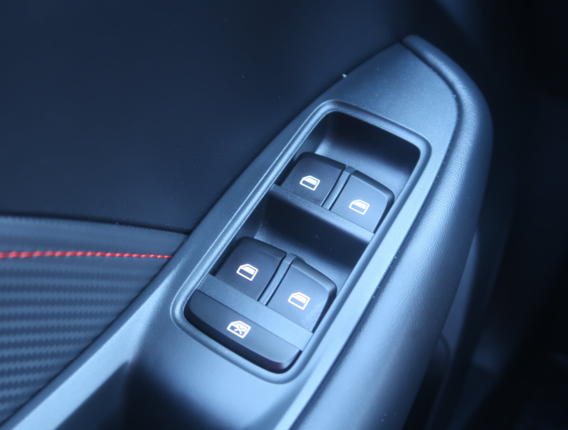 MG ZS SUV, 2024