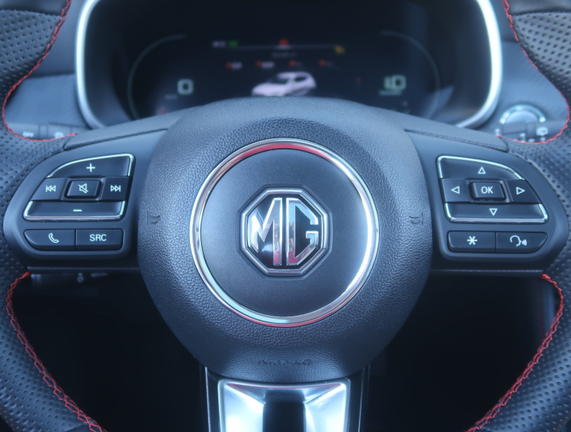 MG ZS SUV, 2024