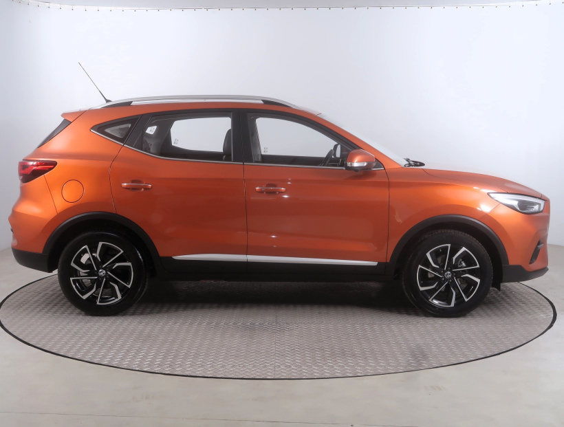 MG ZS SUV, 2024