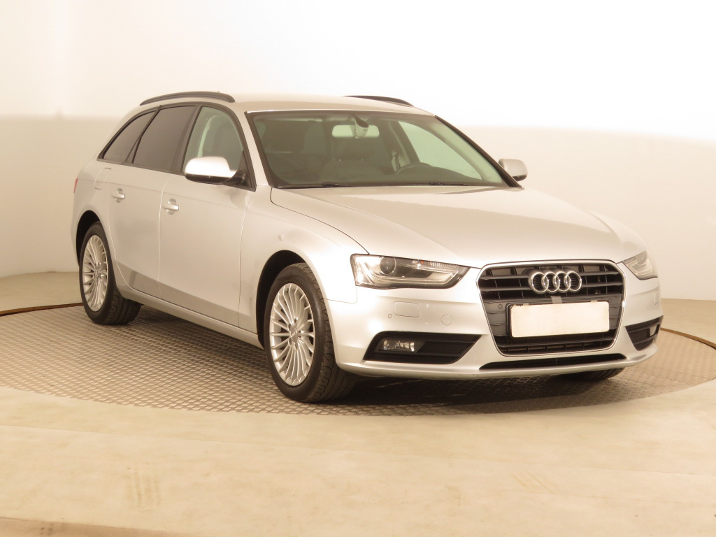 Audi A4, 2013