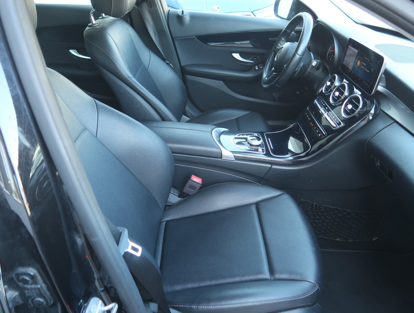 Mercedes-Benz C, 2019