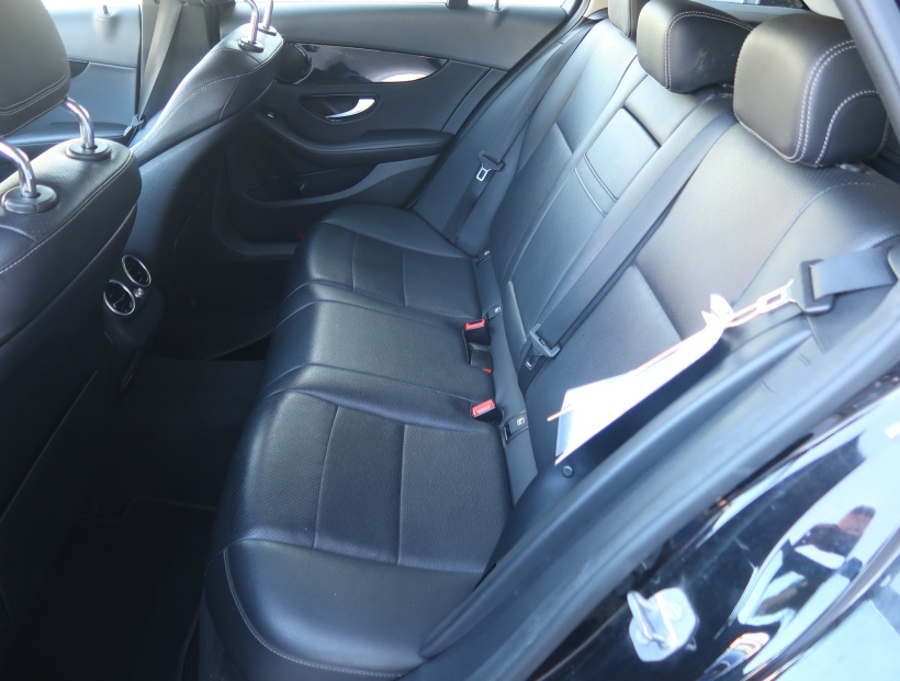 Mercedes-Benz C, 2019