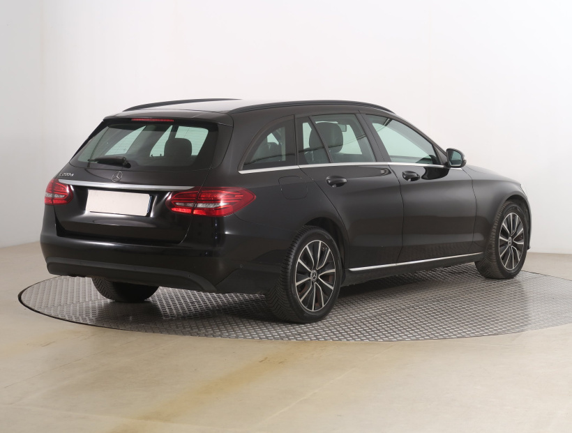 Mercedes-Benz C, 2019
