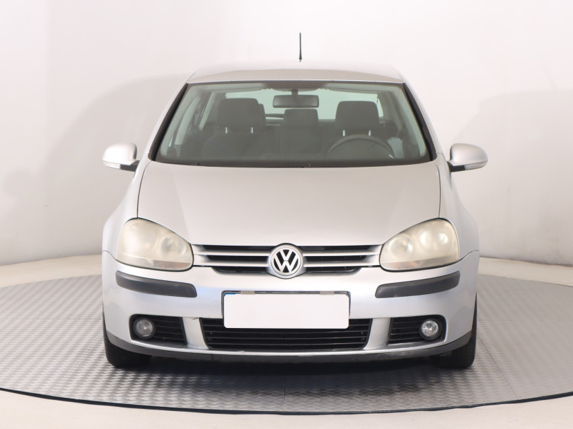 Volkswagen Golf, 2005