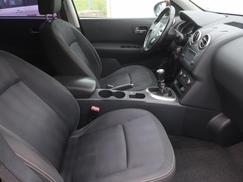 Nissan Qashqai, 2010