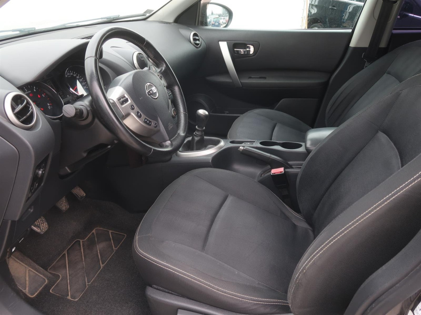 Nissan Qashqai, 2010