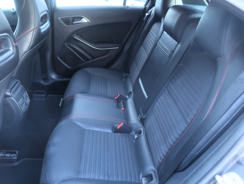 Mercedes-Benz A, 2014
