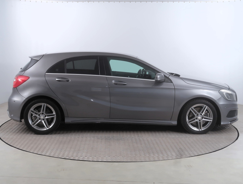 Mercedes-Benz A, 2014