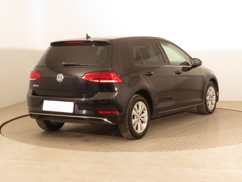 Volkswagen Golf, 2019
