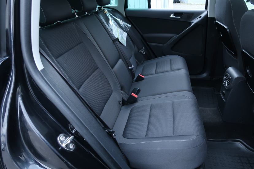 Volkswagen Tiguan, 2010
