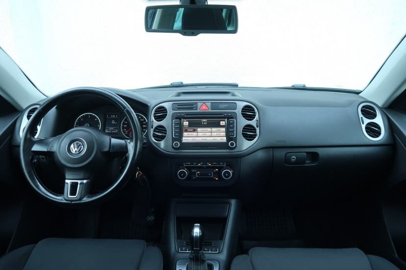 Volkswagen Tiguan, 2010